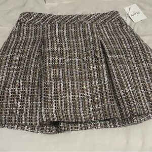 CeCe Tweed Skirt - beautiful texture - NWT